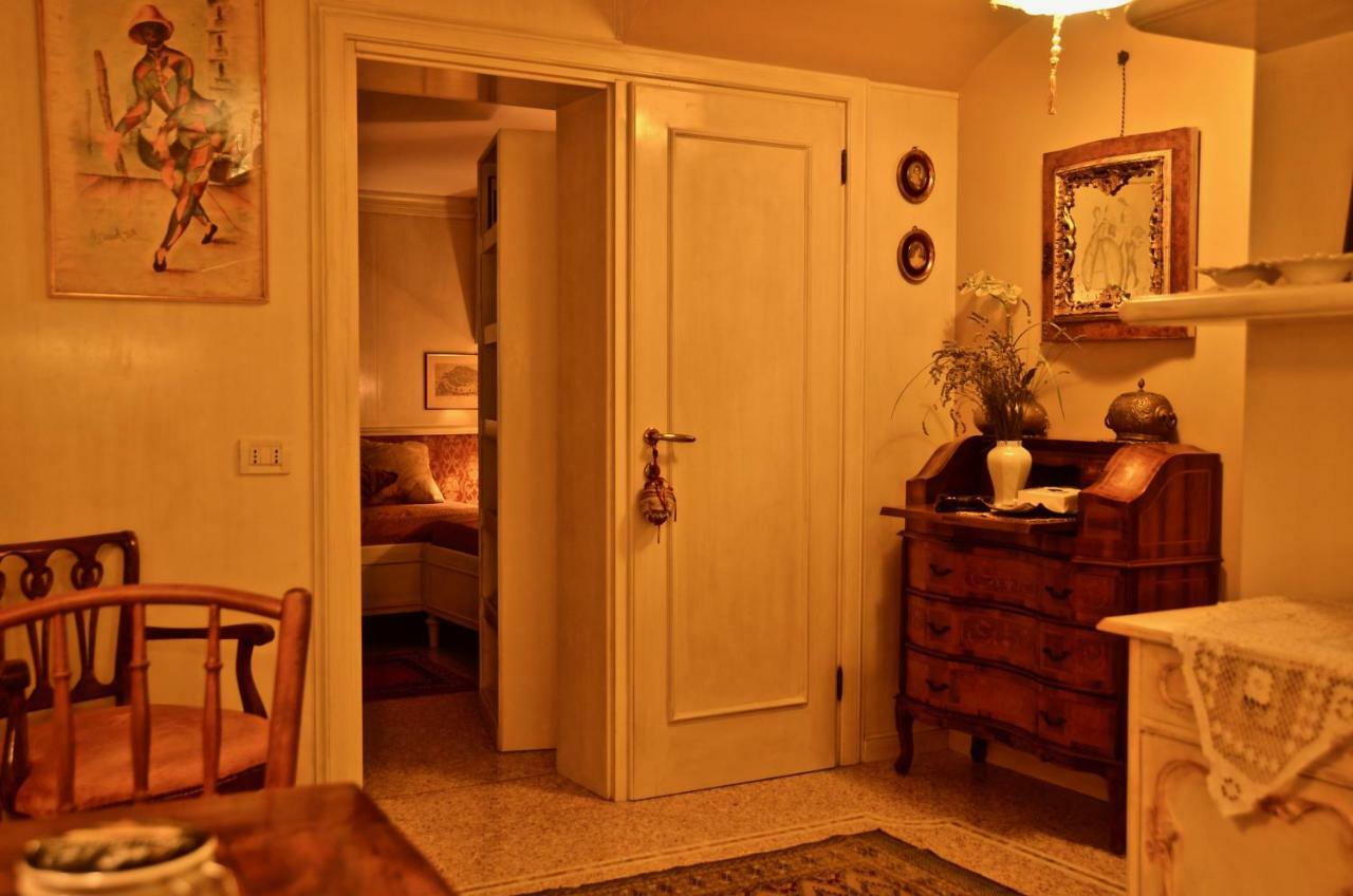 "Ca De Casanova" Apartment Venesia Bagian luar foto