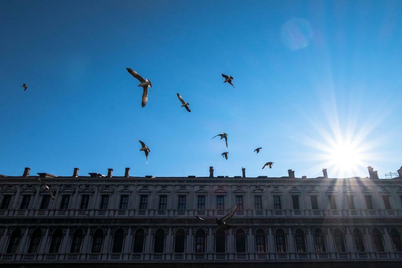 "Ca De Casanova" Apartment Venesia Bagian luar foto